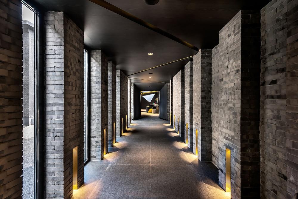 Vue Hotel Пекин Экстерьер фото