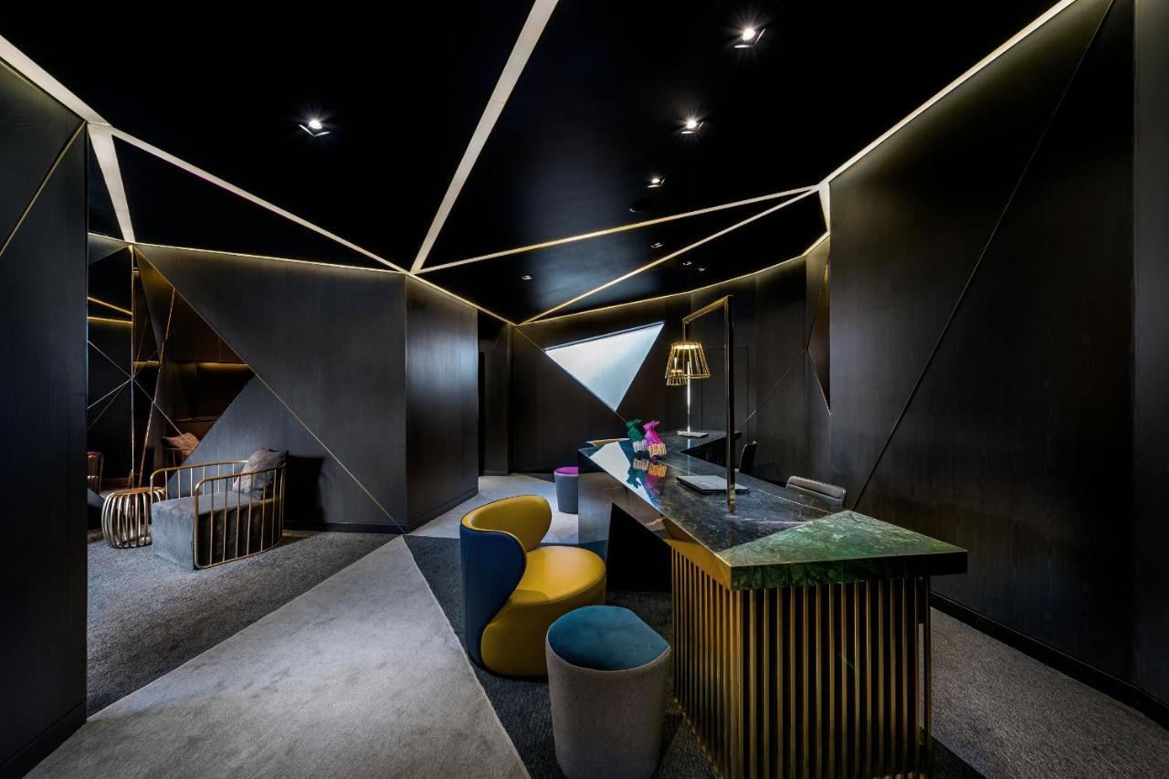 Vue Hotel Пекин Экстерьер фото